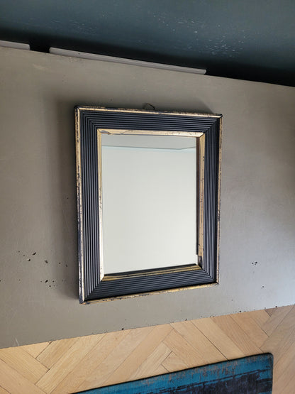 Miroir ancien en bois noir et or - Ref 489