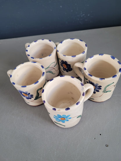 5 tasses en céramique émaillée  - Ref 524