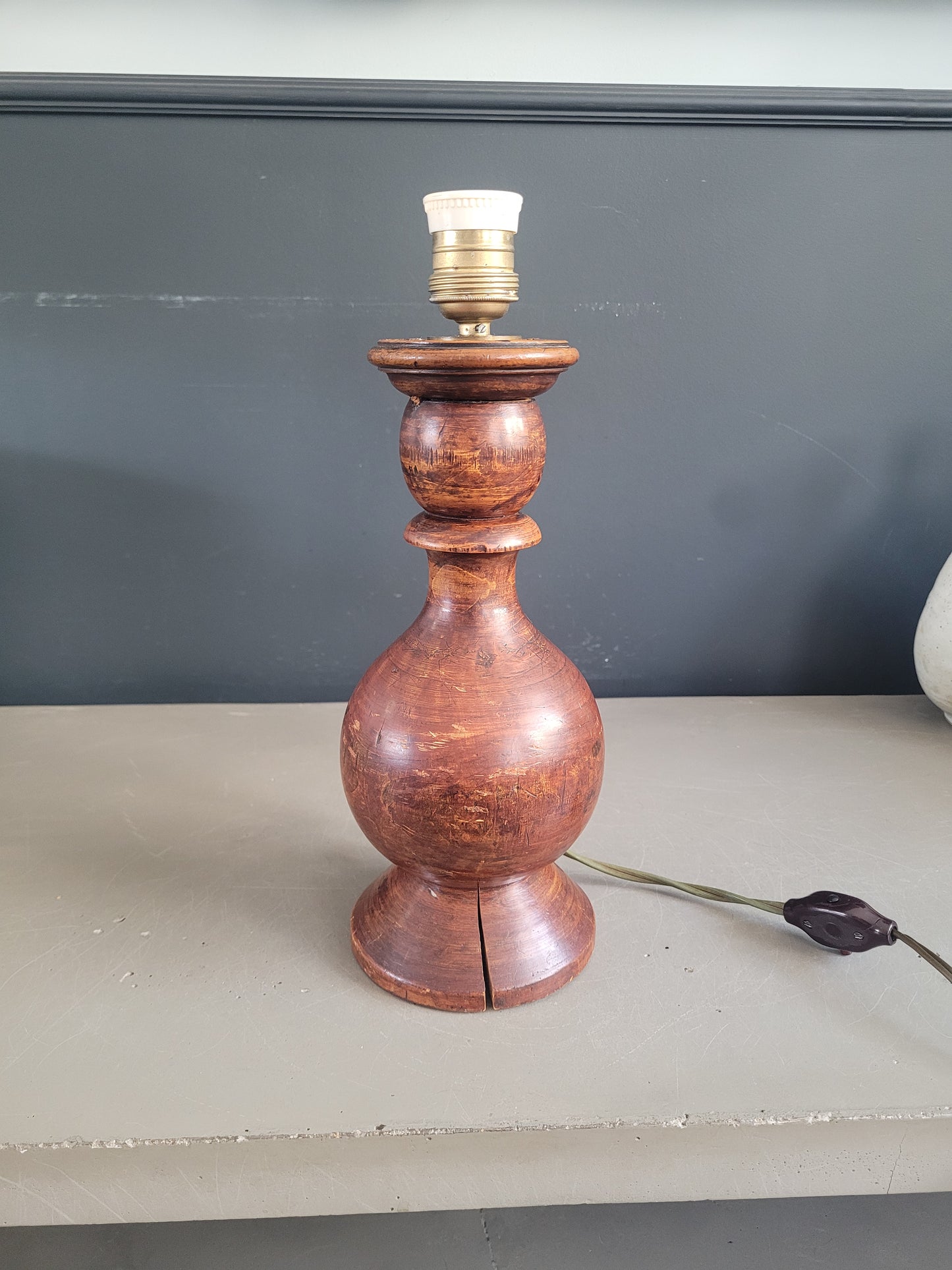 Pied de lampe en bois tourné - Ref 1028