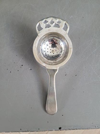 Passe-thé, infuseur en métal argenté- Ref 454