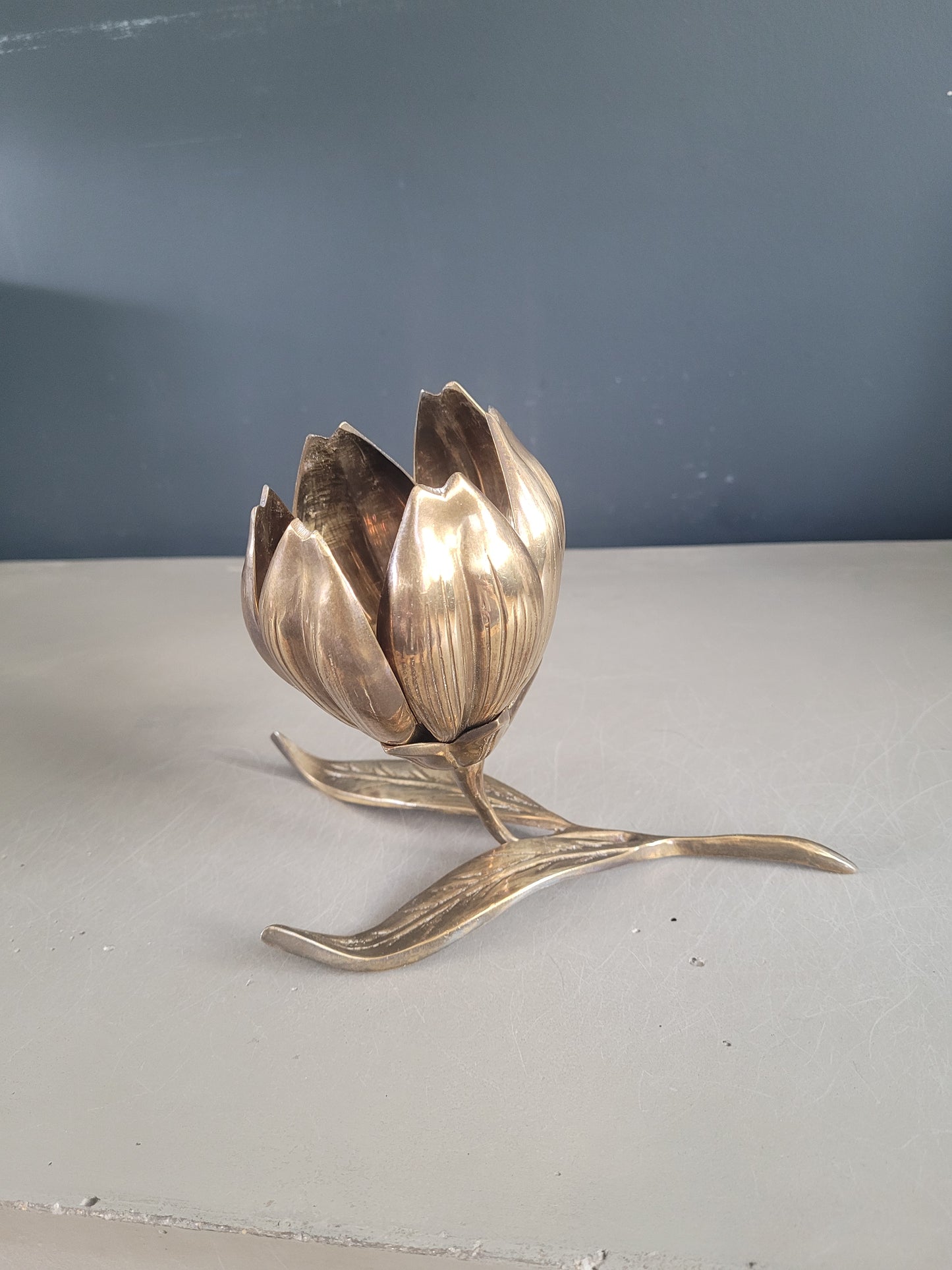 Cendrier-bougeoir fleur en laiton massif - Ref 334