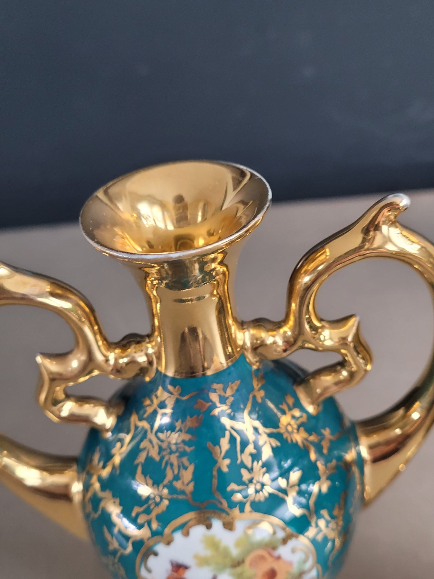 Paire de vases en porcelaine de Limoges - Marcel Chaufriasse - Ref 991