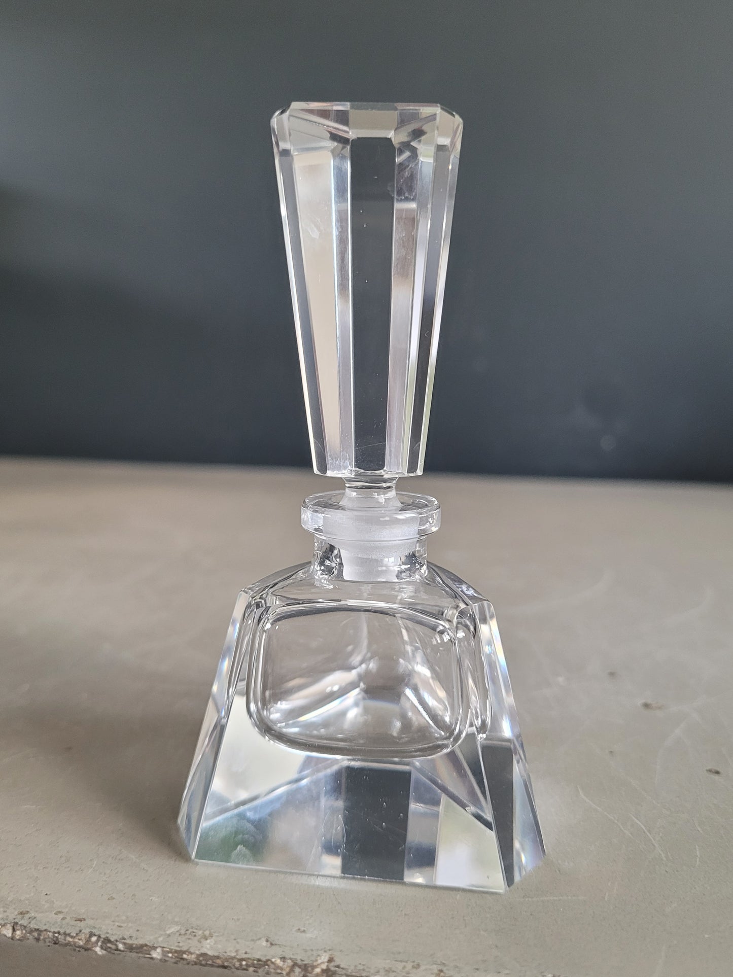 Flacon de parfum en cristal - Ref 899
