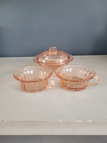 Ensemble 2 tasses + sucrier en verre rose - Ref 522
