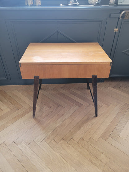 Travailleuse vintage / bout de canapé - Ref 671