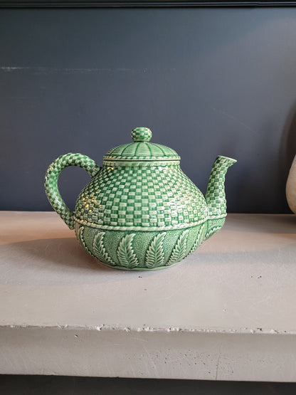 Théière en porcelaine Bordallo Pinheiro - Barbotine verte - Ref 291