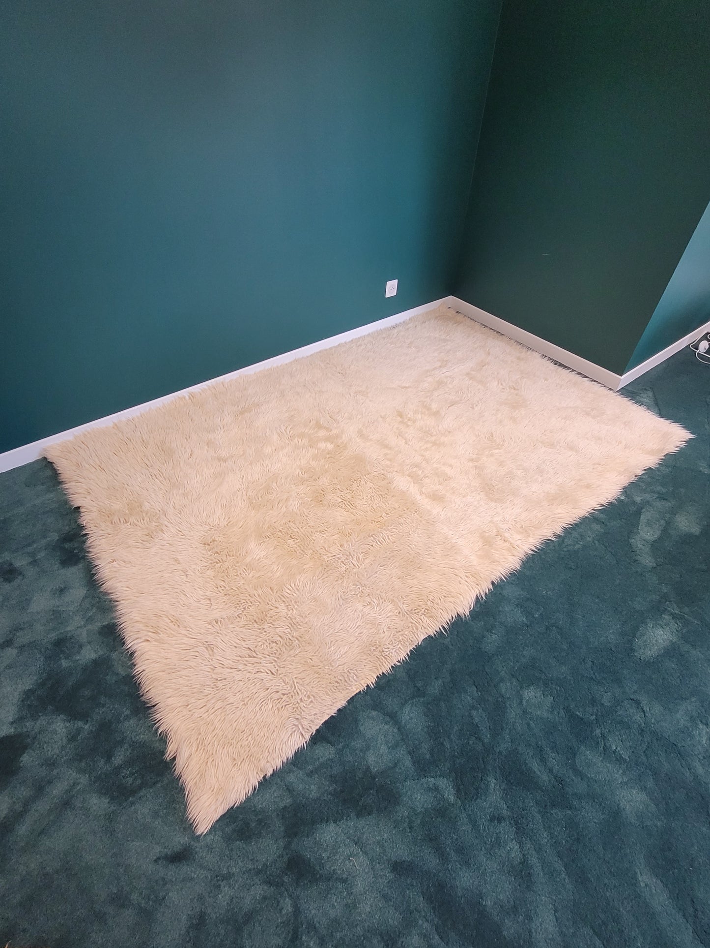 Tapis en laine à longs poils - 240x160cm - Ref 1005
