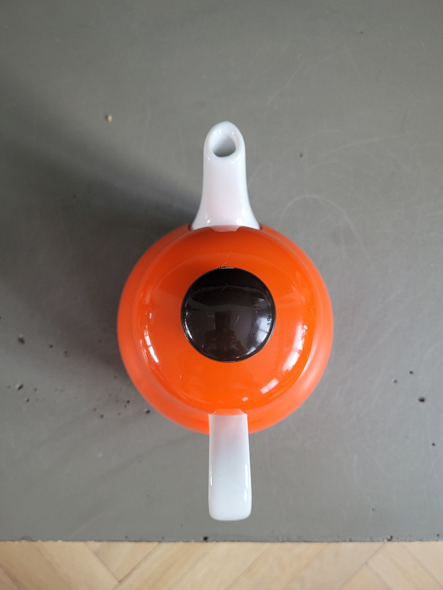 Théière porcelaine avec capuchon plastique - Ref 456