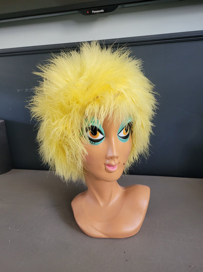 Chapeau / bonnet / perruque en plumes véritables - Ref 554