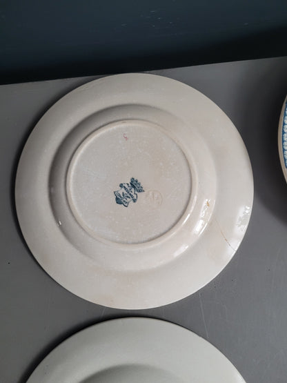 Longwy - 4 assiettes collection Mésange- Ref 545