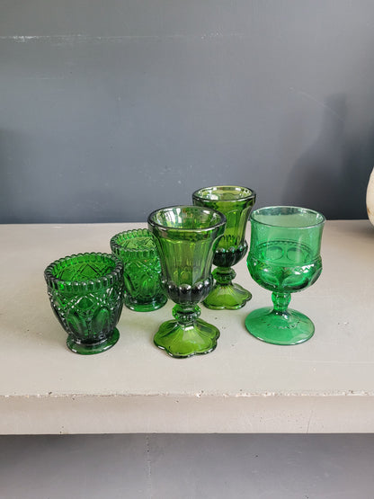 Ensemble de 6 verres en verre moulé vert - Ref 512