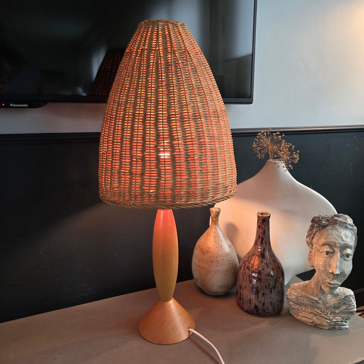 Lampe à poser en hêtre et rotin - Ref 1407