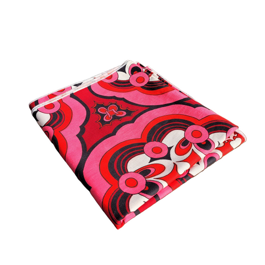 Nappe 137x130cm en tissu imprimé vintage - Ref 664