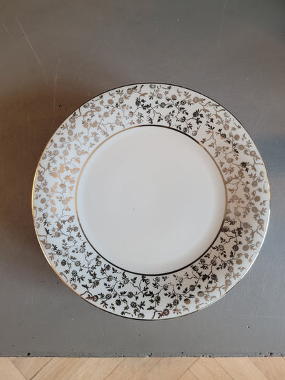 6 assiettes à dessert Mayer Wiesau en porcelaine de Bavière motif doré- Ref 682