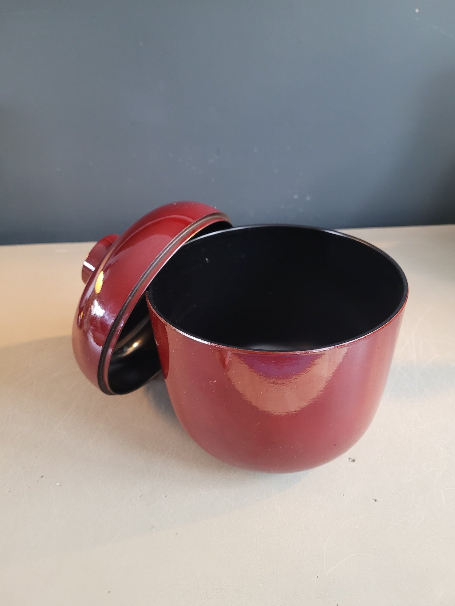 Boîte Chabrières et Cie en bakélite laquée - Ref 343