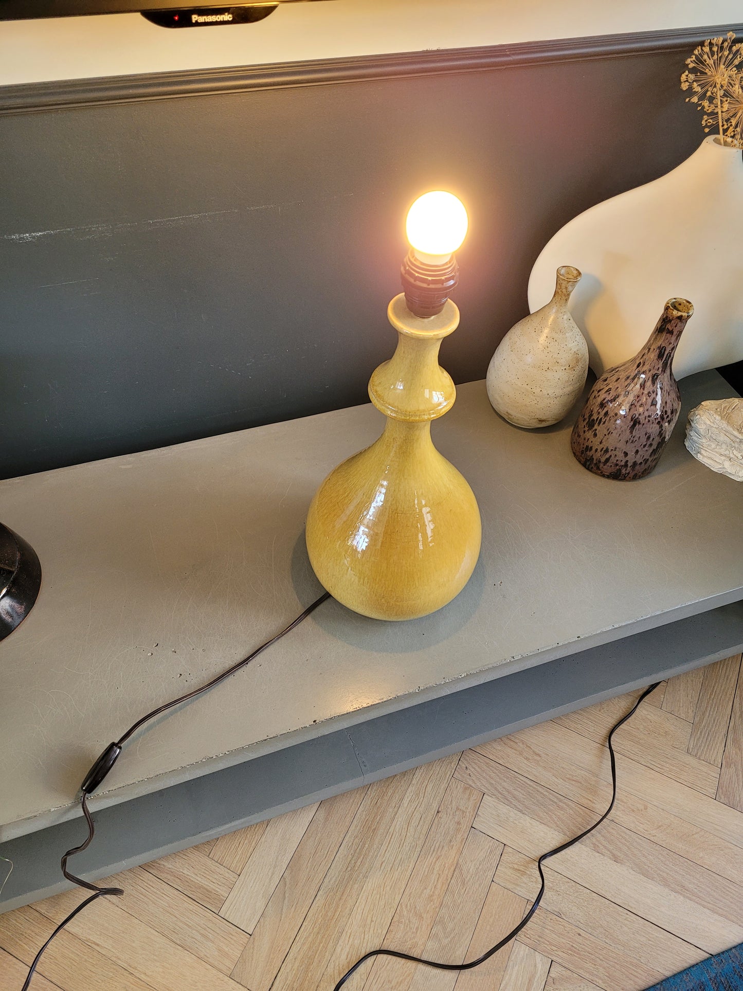 Pied de lampe en céramique émaillée jaune moutarde - Ref 266
