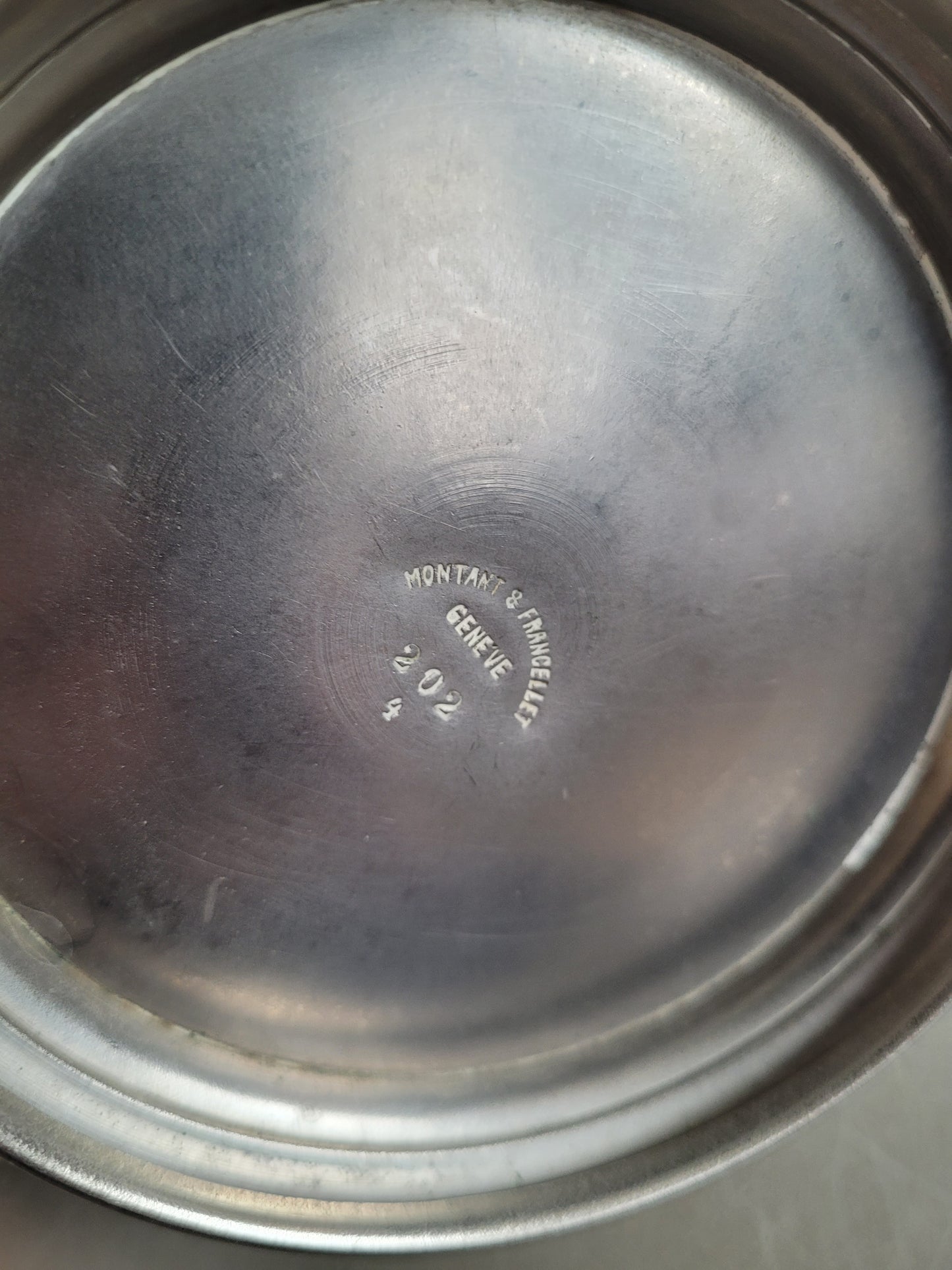 Théière ancienne en étain et poignée bois - Ref 686