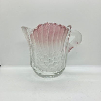 Pichet cygne en verre moulé pressé - Ref 1438