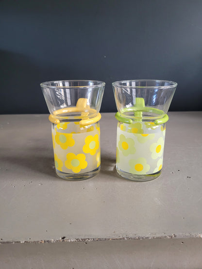 Paire de tasses à thé en verre et anse plastique - Ref 703