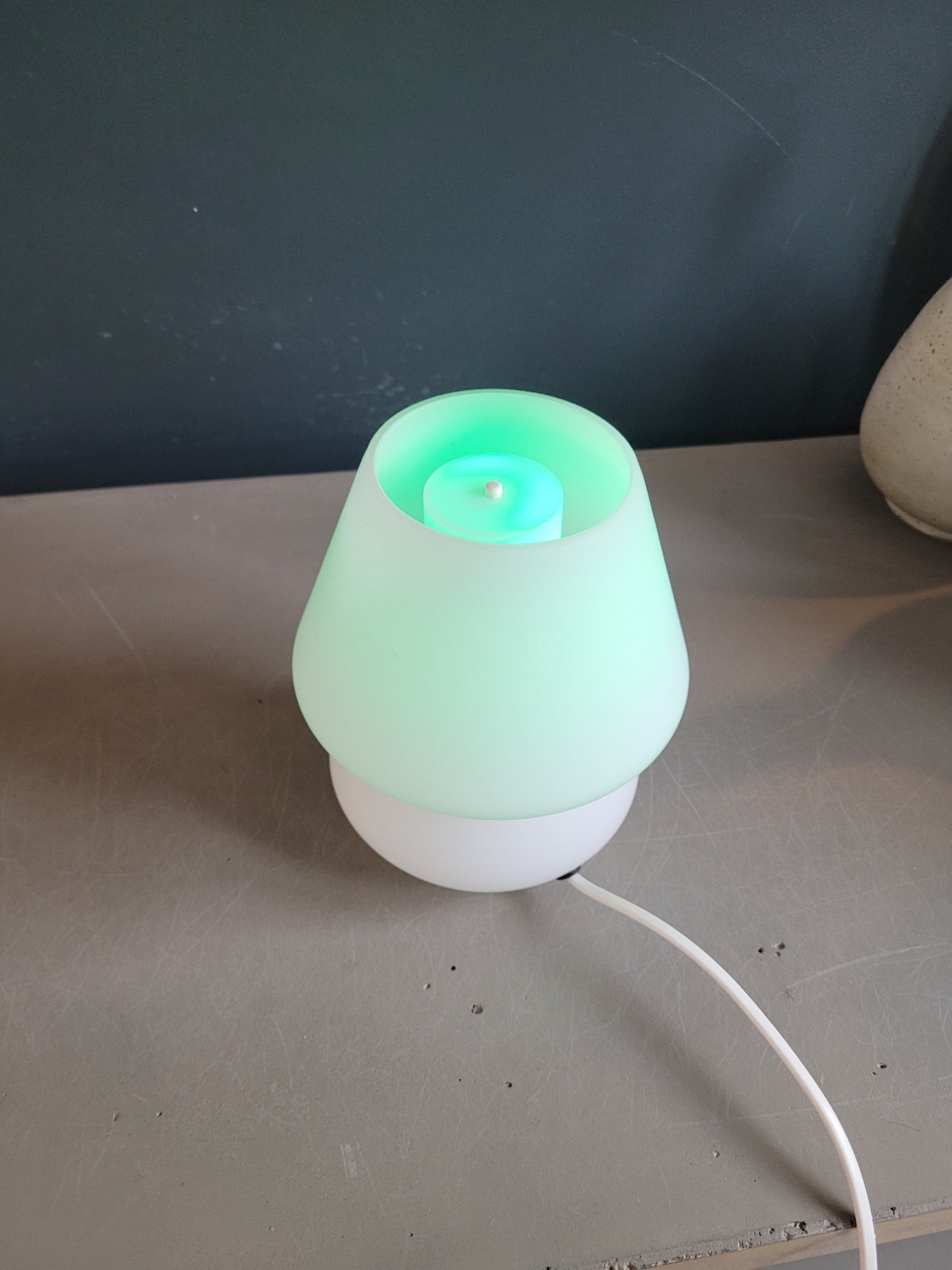 Lampe champignon en verre dépoli blanc - Ref 692