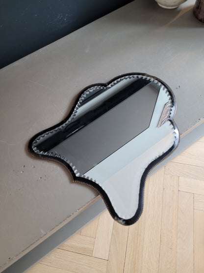 Miroir biseauté et ciselé ancien - Ref 806