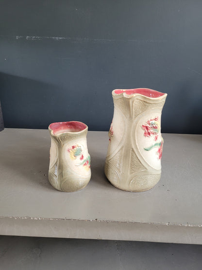 Paire de pichets barbotine décors tulipes - Ref 400