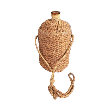 Bouteille ancienne en verre ambré et sac de transport en chanvre - Ref 657