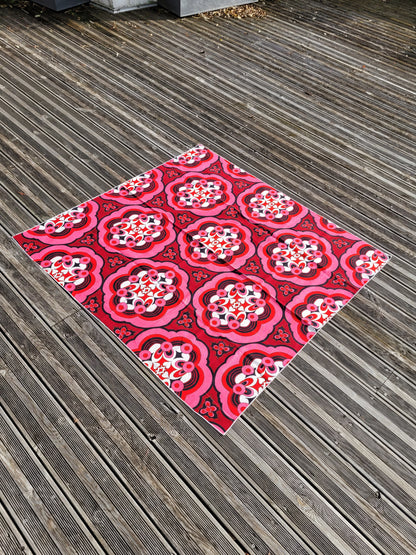 Nappe 137x130cm en tissu imprimé vintage - Ref 664