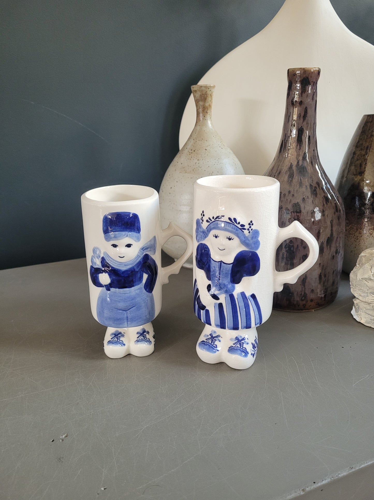 Paire de chopes Delft Blaw peintes à la main - Ref 673