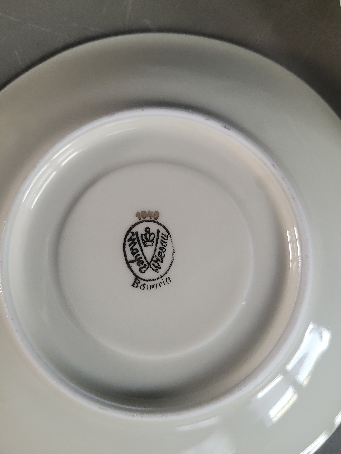 5 soucoupes Mayer Wiesau en porcelaine de Bavière motif doré - Ref 841