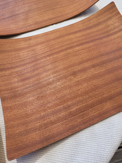 Assiettes de présentation en teck courbé- Lot de 7 - Ref 356