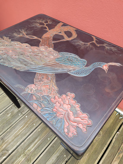 Table japonaise en bois laqué gravé- Ref 621