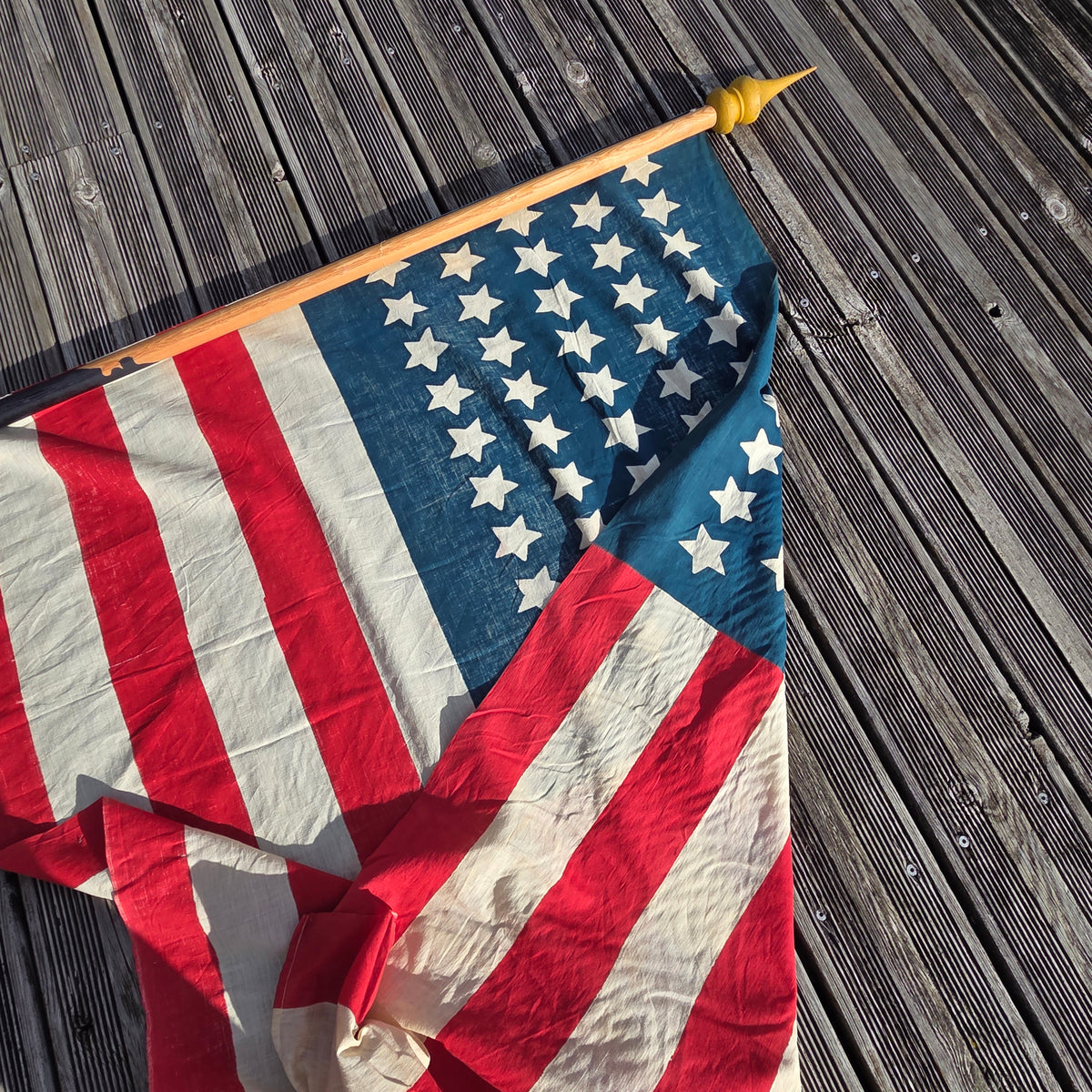 Grand drapeau de défilé - hampe 245cm - Ref 1423