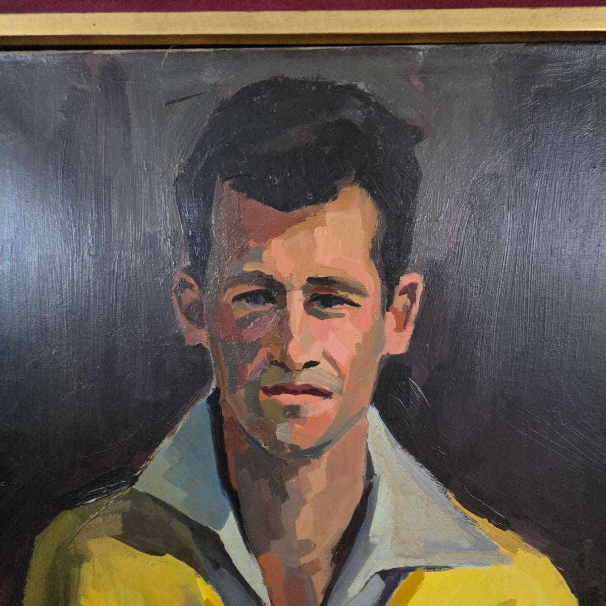 Portrait d'homme au pull jaune,  huile sur toile, signé Aymar - Ref 1425