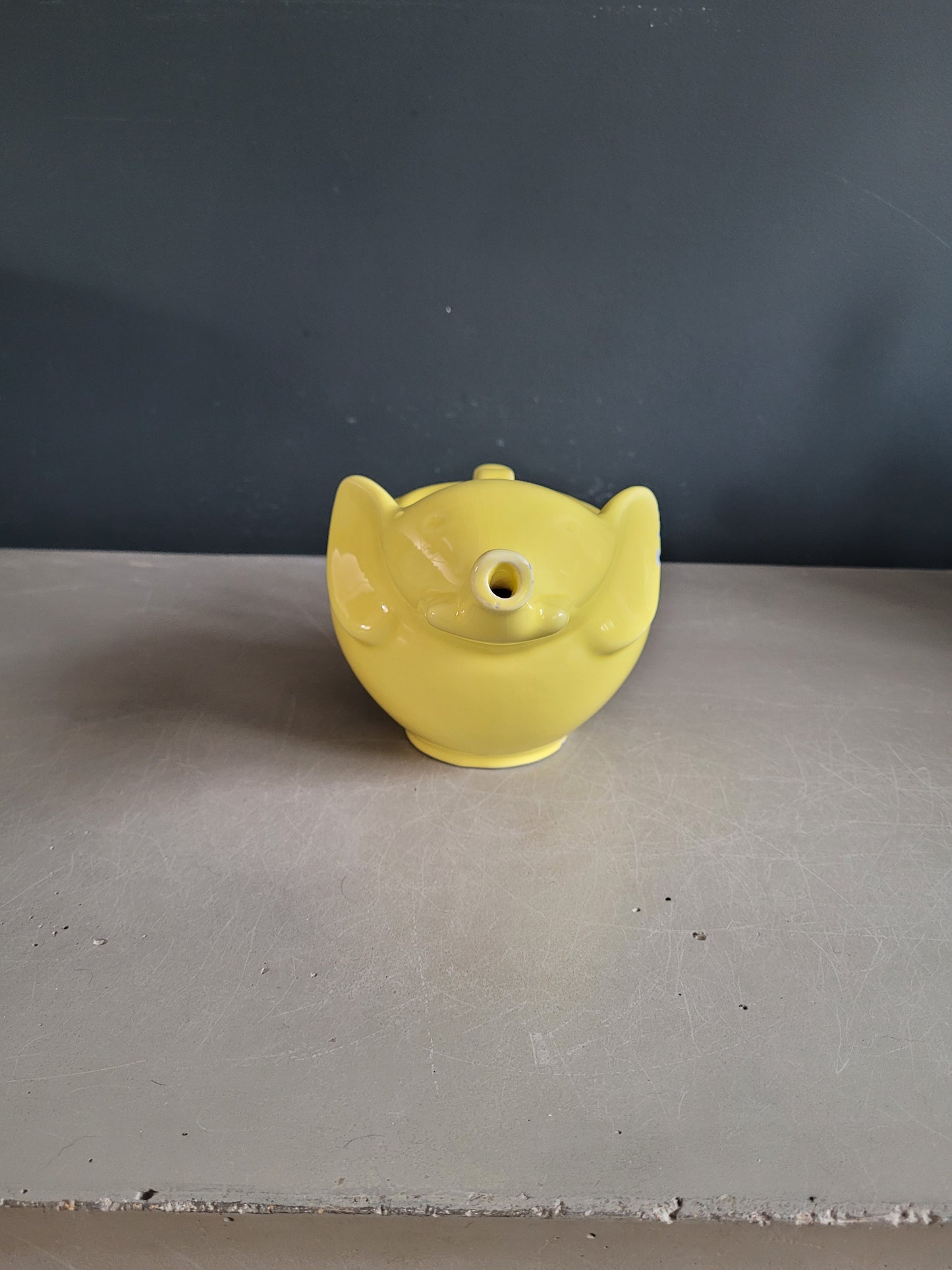 Théière Eléphant vintage en porcelaine - Ref 754