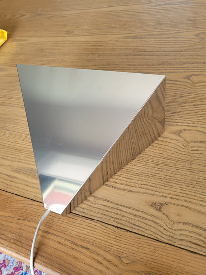 Applique triangulaire Ikea vintage en aluminium - Ref 304
