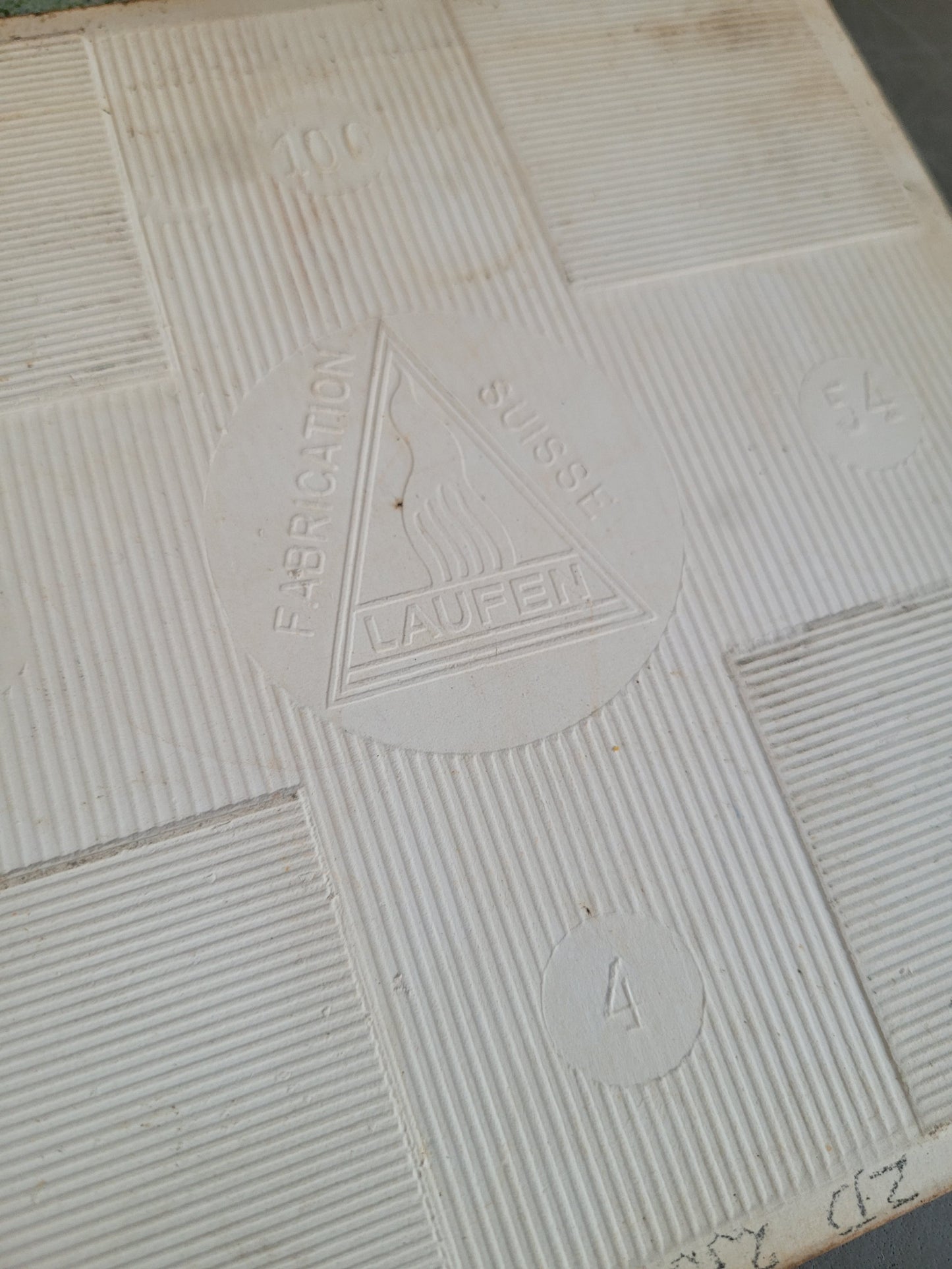 Décor en faïence signé SD - 8 carreaux - REF 745