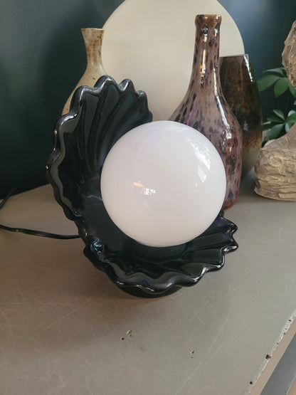 Lampe coquillage en porcelaine noire - Ref 537