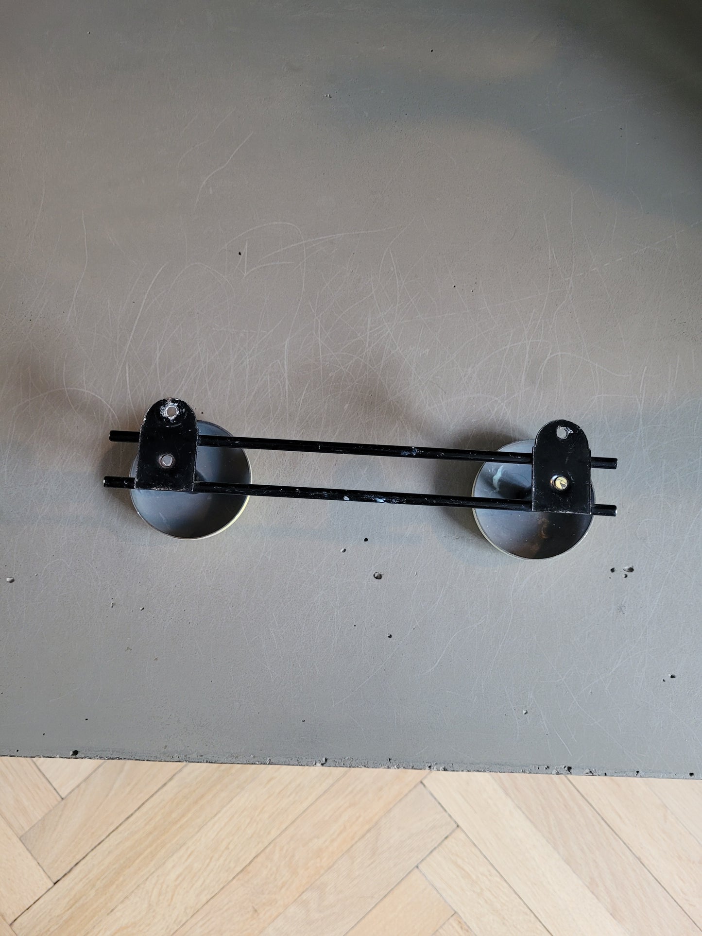 Porte-manteau mural 2 patères années 60 jaune - Ref 289