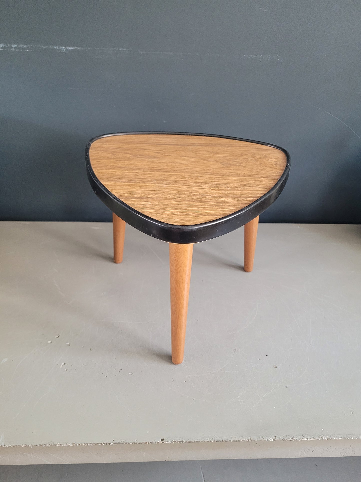 Porte-plante tripode vintage - Ref 1015