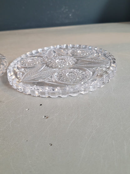 Paire de dessous de bouteilles en verre ciselé - Ref 975
