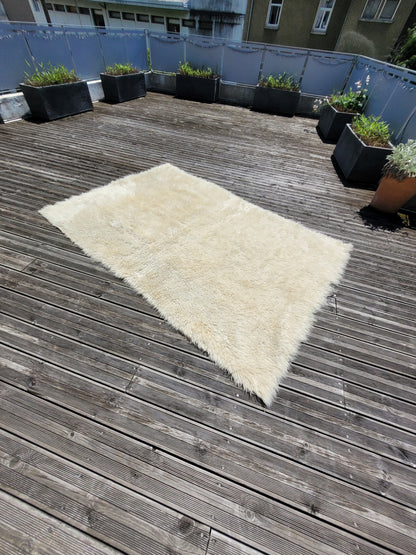 Tapis en laine à longs poils - 240x160cm - Ref 1005