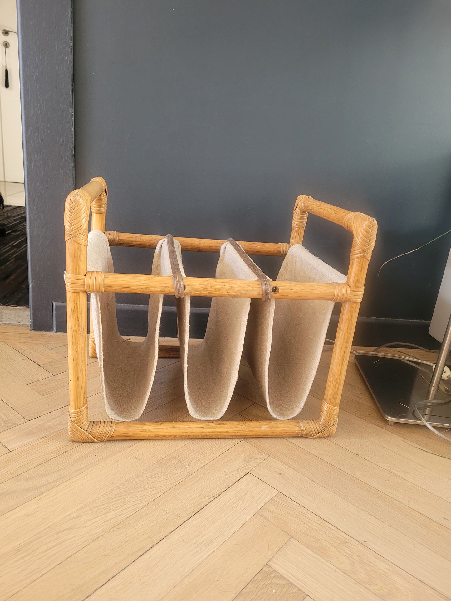 Porte-revues vintage en bambou, rotin et toile - Ref 687