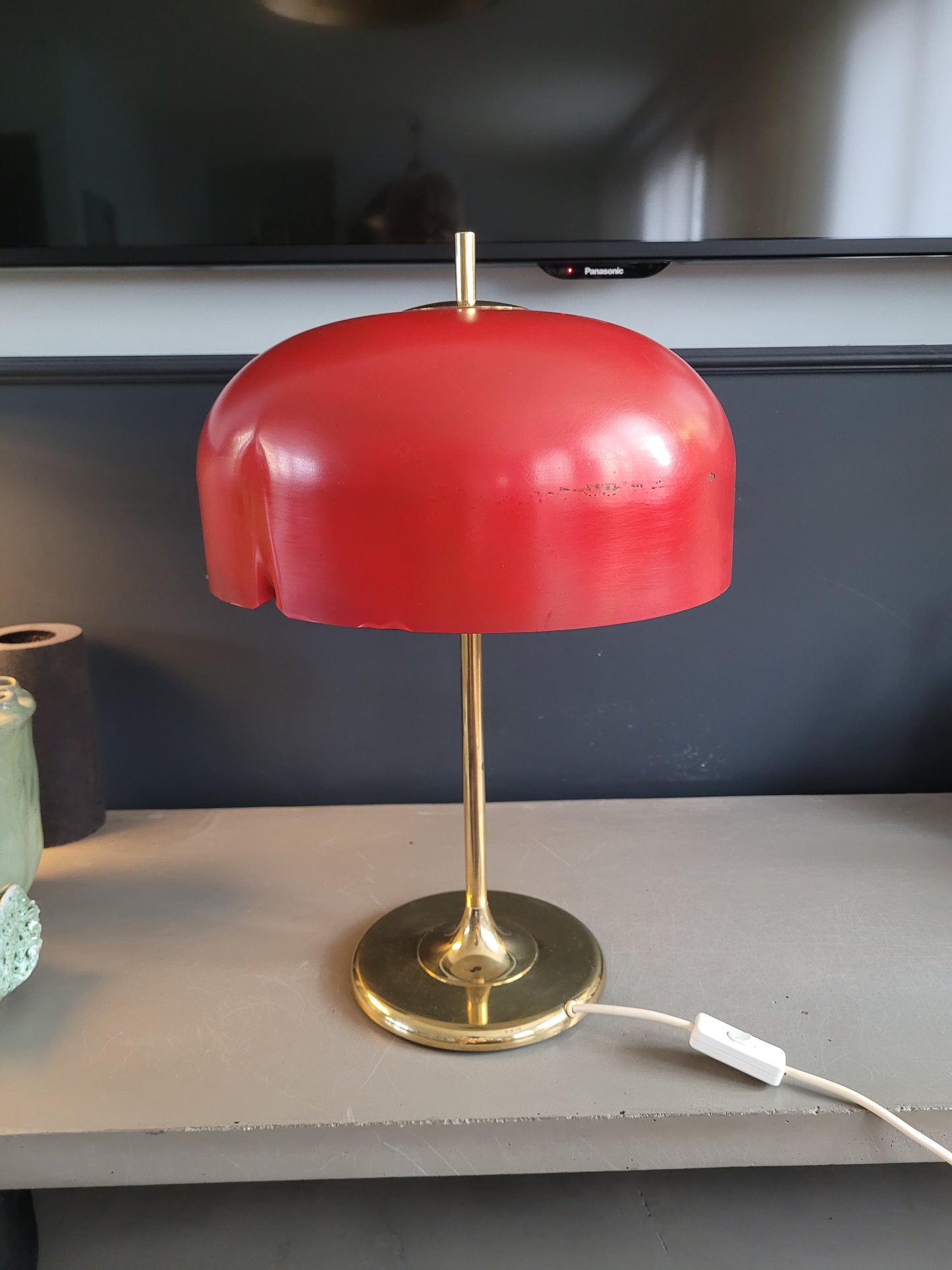 Lampe à poser vintage, abat-jour cloche et pied laiton - Ref 824