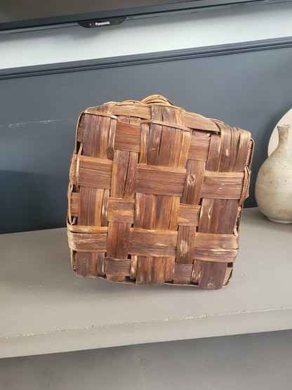 Panier en bois courbé et lamelles de bois - Ref 462