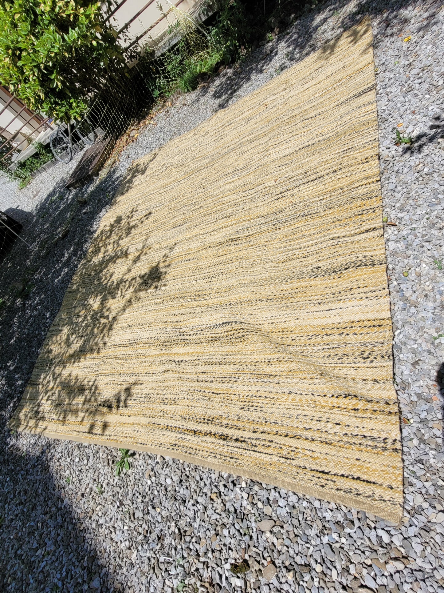 Tapis en laine tissé vintage - Ref 1048