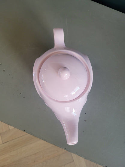Théière éléphant rose de la faïencerie Sainte Radegonde  - Ref 660
