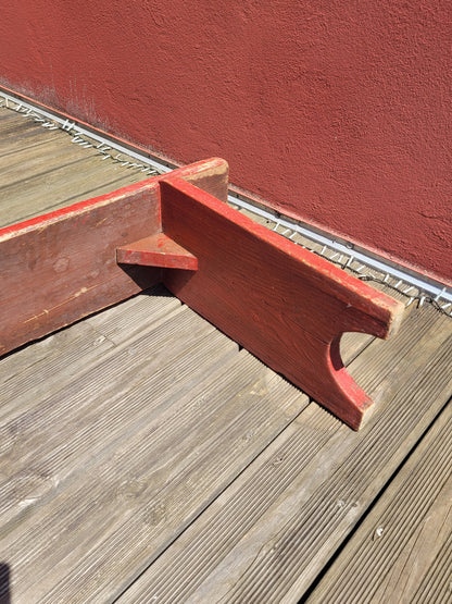 Banc ancien en bois peint en rouge - Ref 1261