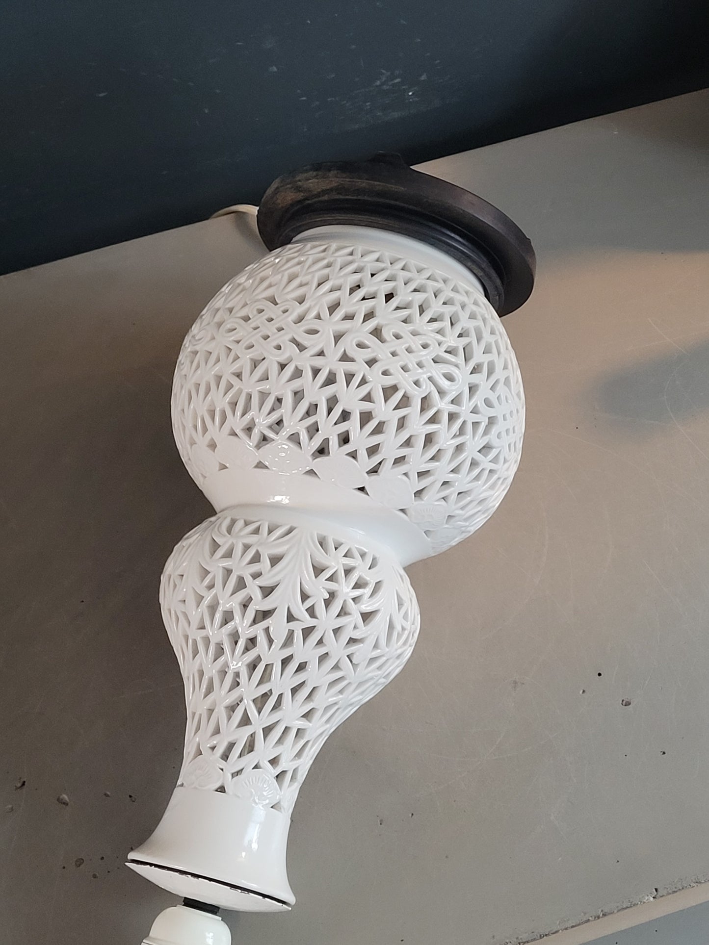 Pied de lampe en céramique ajourée - Ref 980