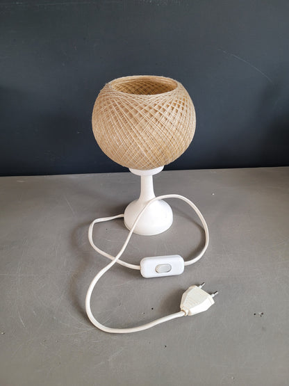 Lampe de table 60's pied tulipe  et abat-jour fil tendu - Ref 865